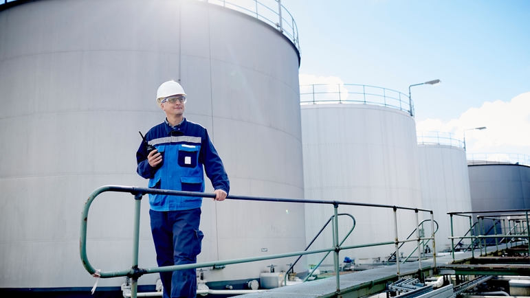 Monitoração de inventário, tank farm, visibilidade, disponibilidade de materiais, decisões de negócio transparentes Monitoração de inventário de tank farm