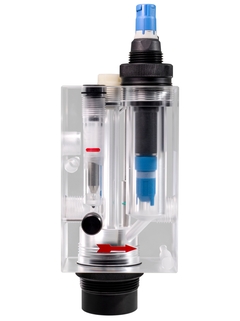 Memosens sensor de cloro total digital CCS120D instalado no conjunto de vazão CCA250