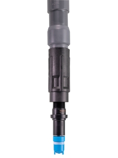 Memosens sensor de cloro total CCS120D instalado no conjunto de imersão CYA112