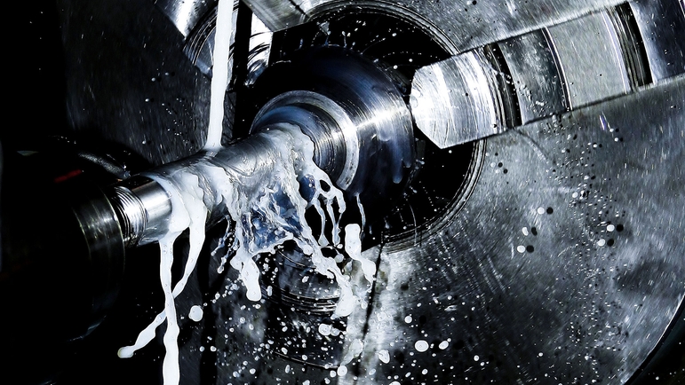 Produção de sensores de temperatura na Endress+Hauser Temperature+System Products Itália