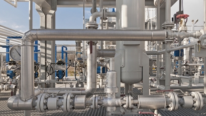 Detalhes do equipamento de processamento de gás natural em uma planta de GNL