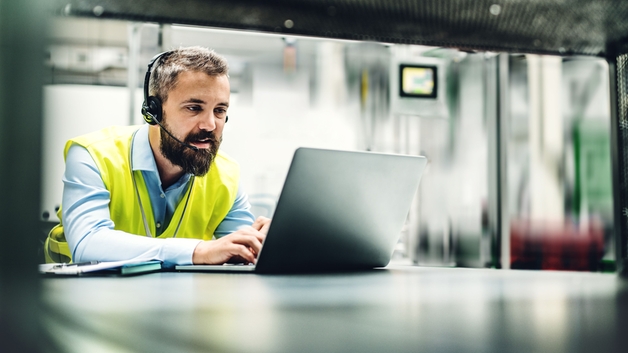 Serviços de suporte e formação industriais