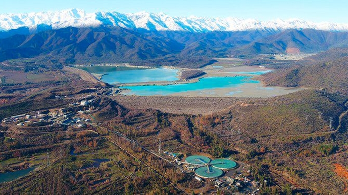 Minera Valle Central no Chile realiza medições de interface e monitoramento de turbidez online